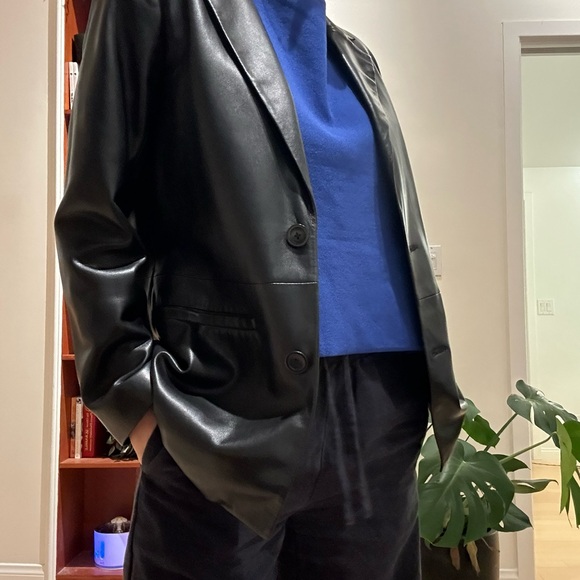 Abercrombie Black Vegan Leather Blazer Jacket - Picture 3 of 5